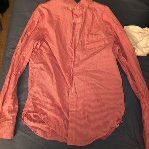 Size L men’s American eagle pink button down